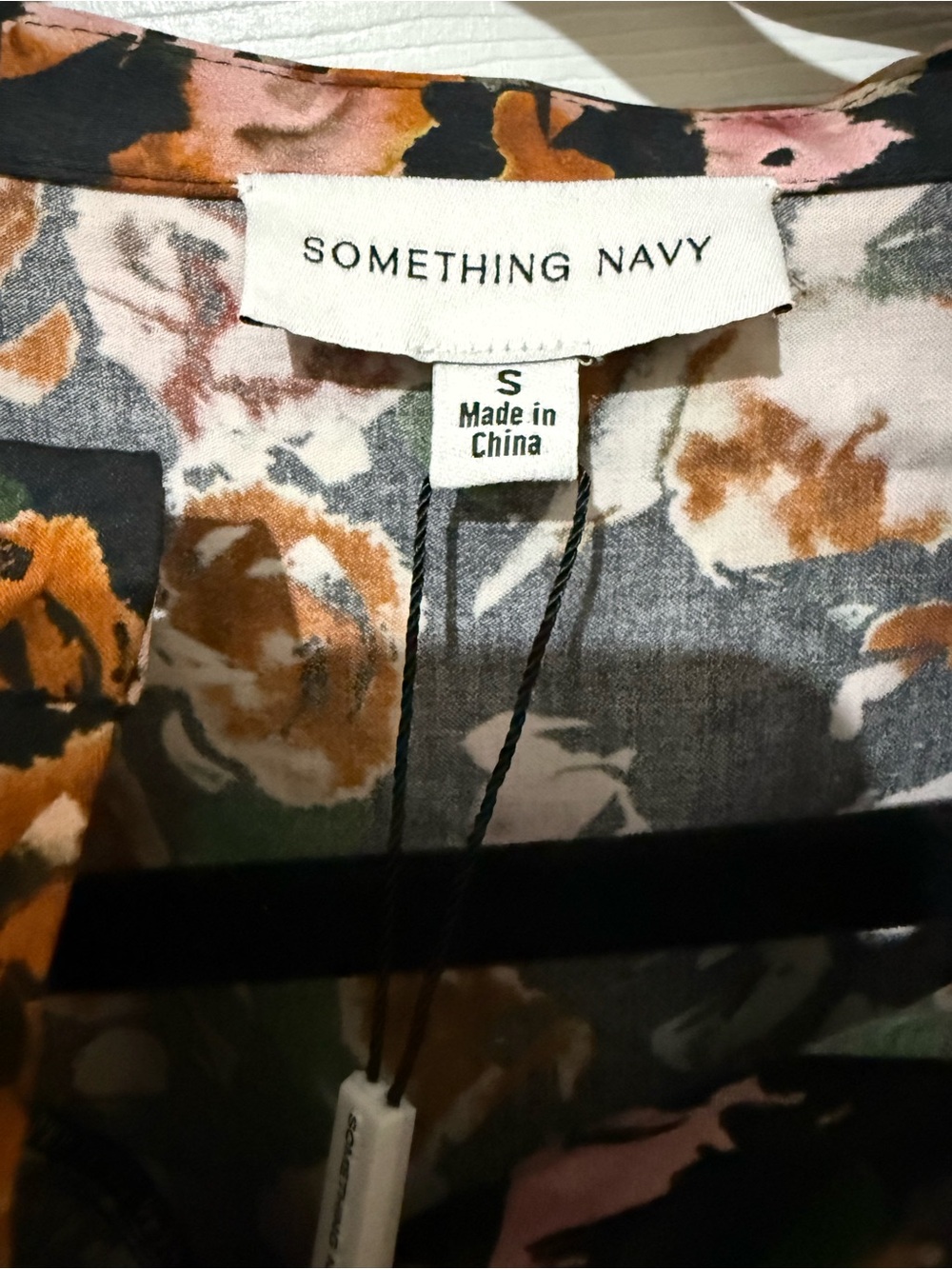 Something Navy Floral Ruffle Shift Dress - Picture 7 of 8